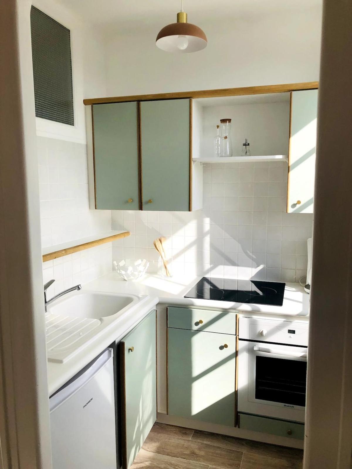 Appartement Retro Chic Charm 100m From Sea