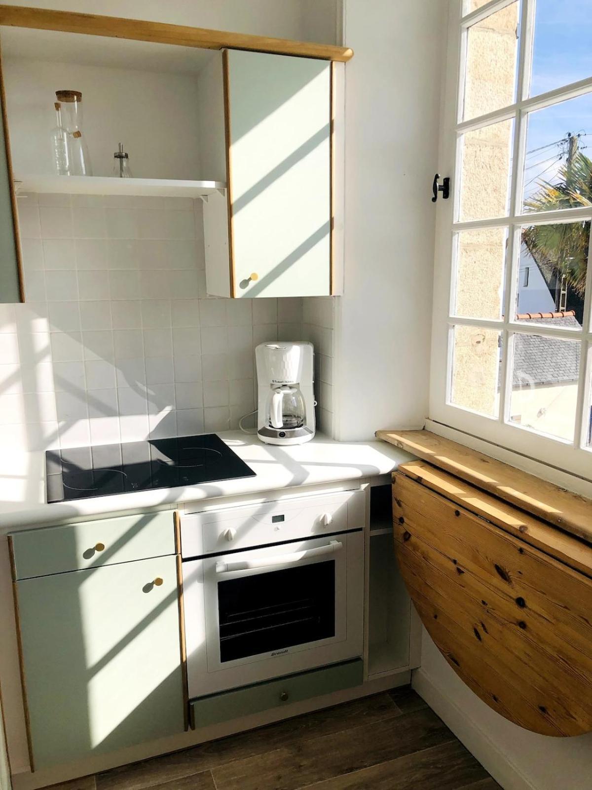 Retro Chic Charm 100m From Sea Appartement